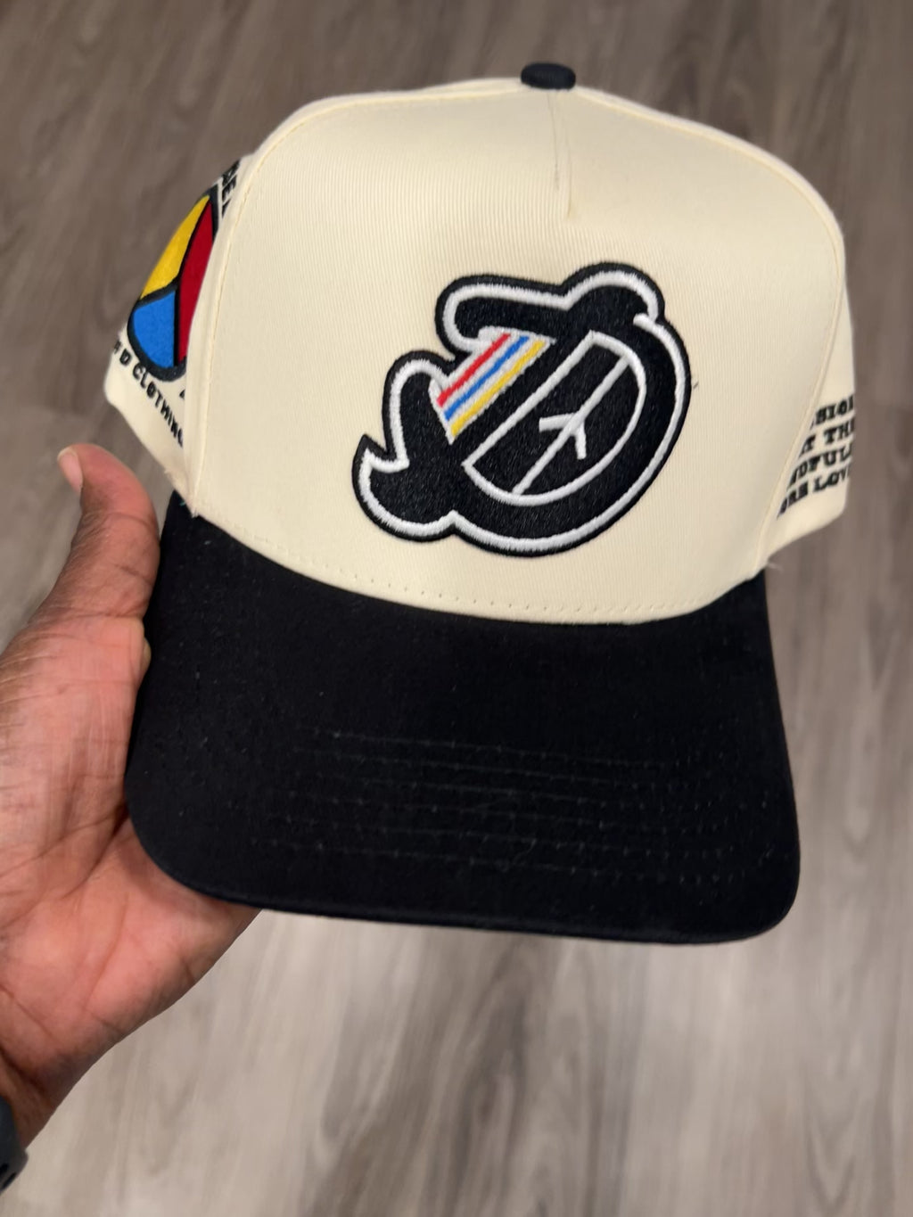 Statement Snapback Cream